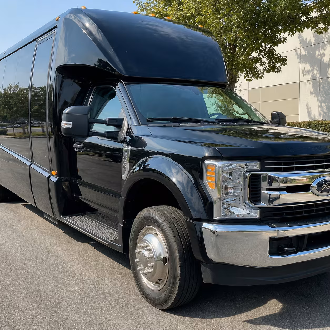 downey pre prom minibuses and party buses for dinner and photos